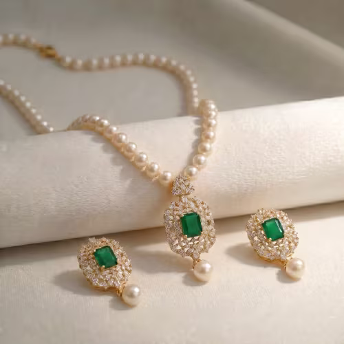 The Royal Emerald Mala Set with Real Pearl Gold Plated 925 Silver - view 1